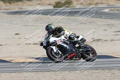 media/Nov-16-2025-Race Pace (Sun) [[8c5fa54630]]/Non Verified Riders (1st 20 Minutes)/4-Turn 16 (1116am)/